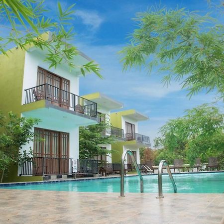 Hotel Golden Ray Dambulla Esterno foto